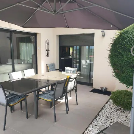 Contemporaine Climatisee Classee 4 Etoiles - Vue Panoramique Sur La Vallee D'orb Et Le Caroux *