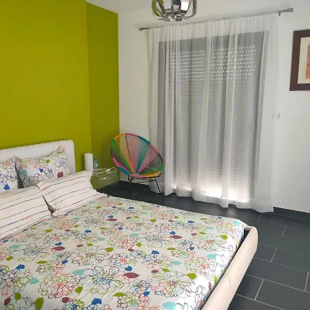 Villa Contemporaine Avec Vue Imprenable Et Jacuzzi