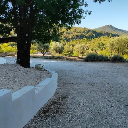 Villa Contemporaine Avec Jacuzzi Et Vue Imprenable Bédarieux